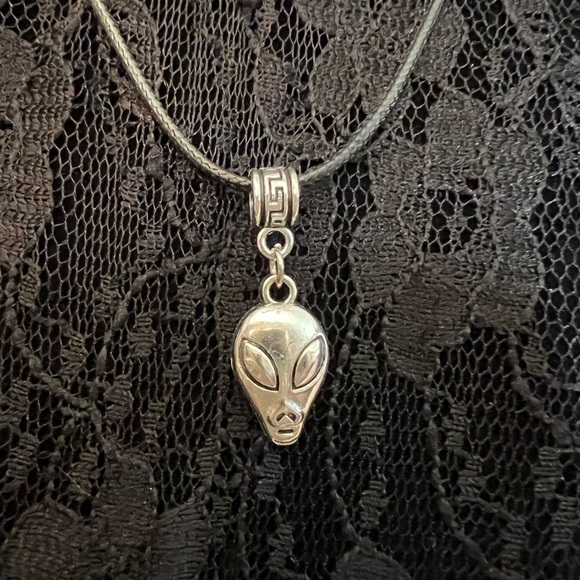 Alien Head Rush Necklace with Saturn-like Planetary Charm For Back of Your Neck - Picture 7 of 11